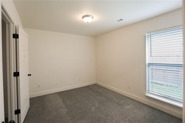 Building Photo - 501 NW 59th Ave