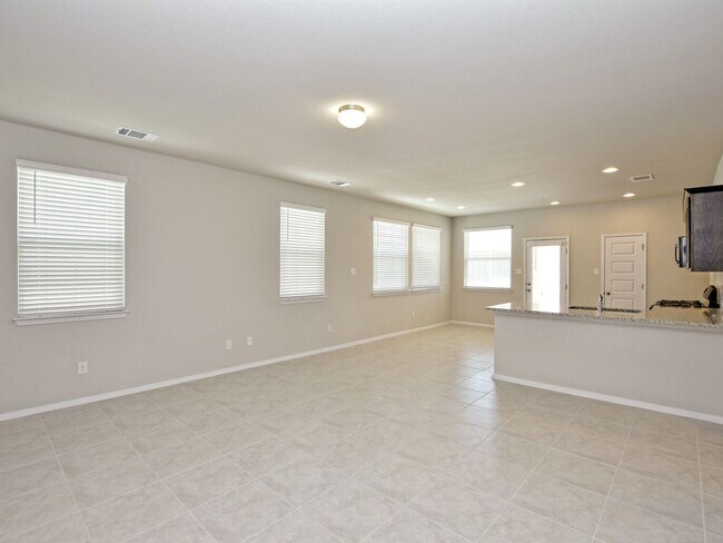 Building Photo - 3 BR/2 BA - 1437 SF in KYLE - Casseta Ranch!