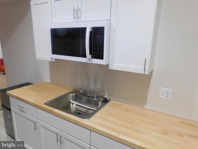 Building Photo - 23646 Glenmallie Ct