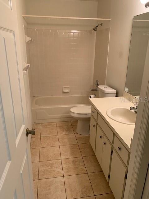 Building Photo - 1115 Dosseywood Ln