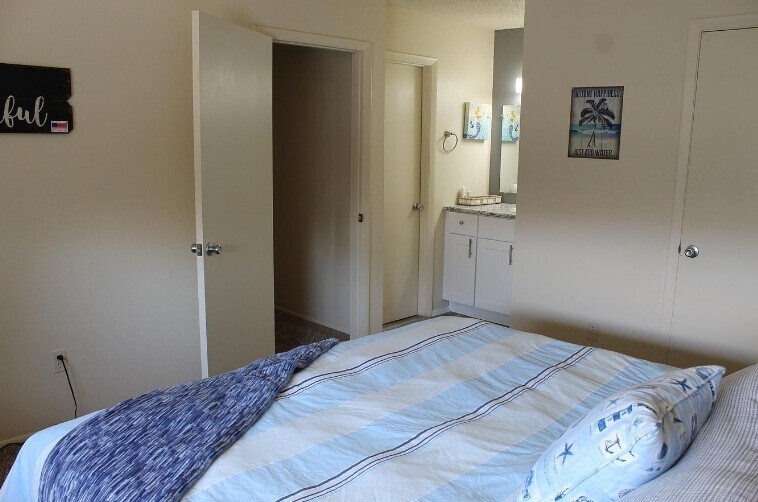 Primary Bedroom - 2390 E Fremont Ave