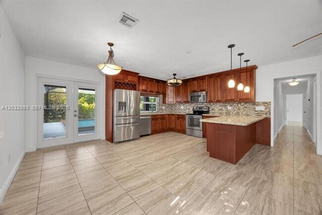 Building Photo - 13720 SW 74th Ct