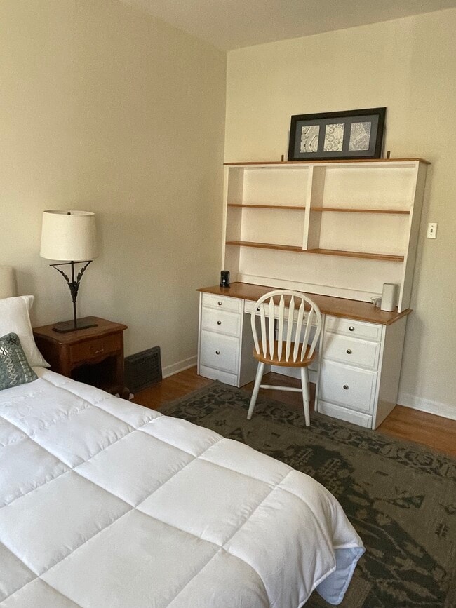 Bedroom - 8140 Blackburn Ave