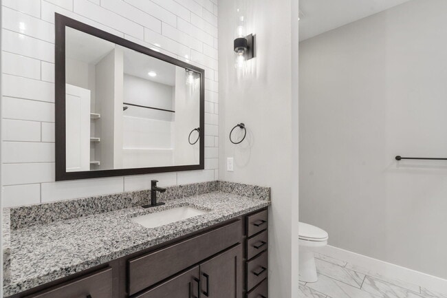 Building Photo - 5955 S Farm Rd 163