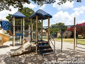 Building Photo - 18118 Summer Knoll