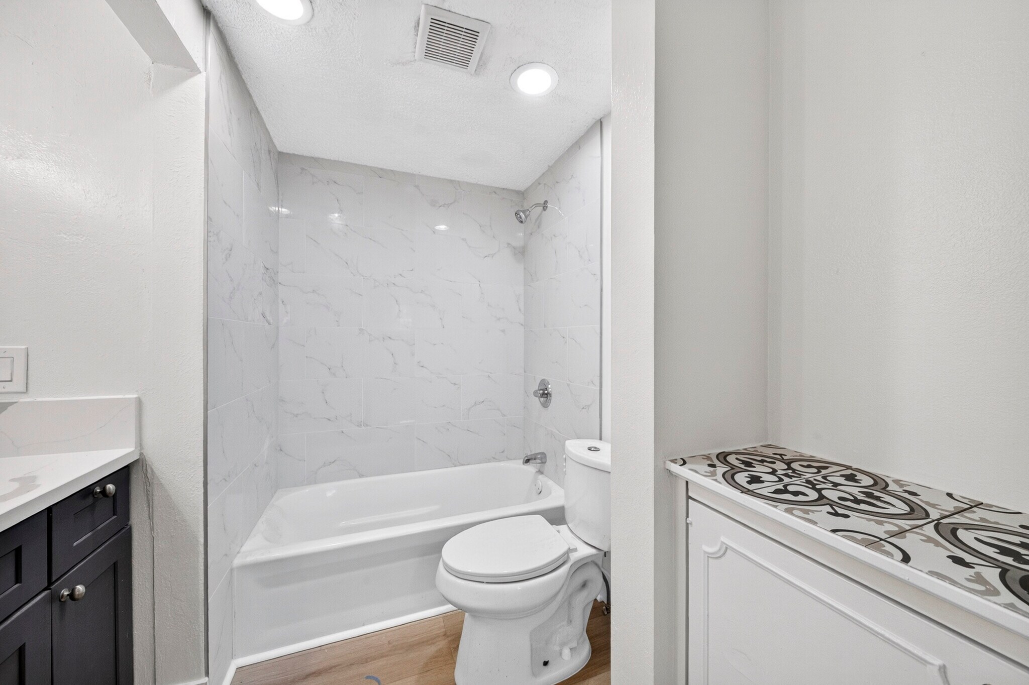 Building Photo - 8321 Santa Margarita Ln