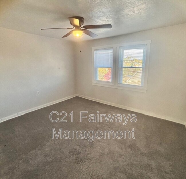 Building Photo - 2992 Ruthwood Ave