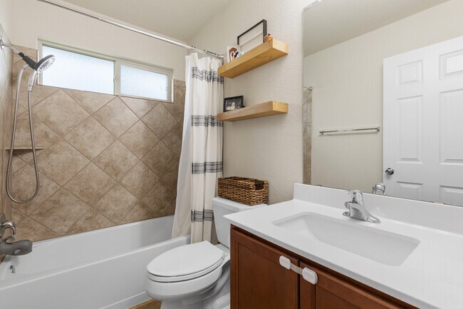 Building Photo - 503 Coby Dr