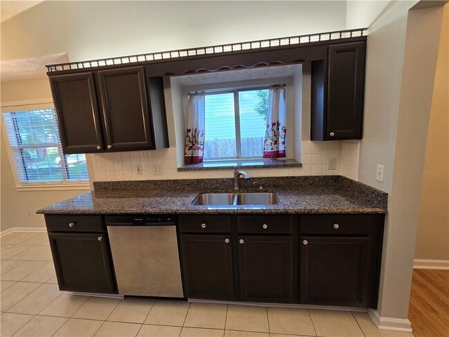 Building Photo - 3585 Plum Creek Trail NW