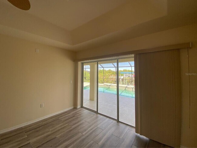 Building Photo - 15144 Lakeland Cir