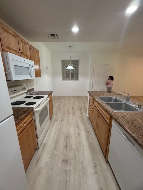 Building Photo - 1360 Shady Ln