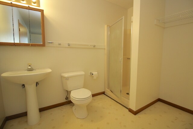 Building Photo - 944 N 25th-