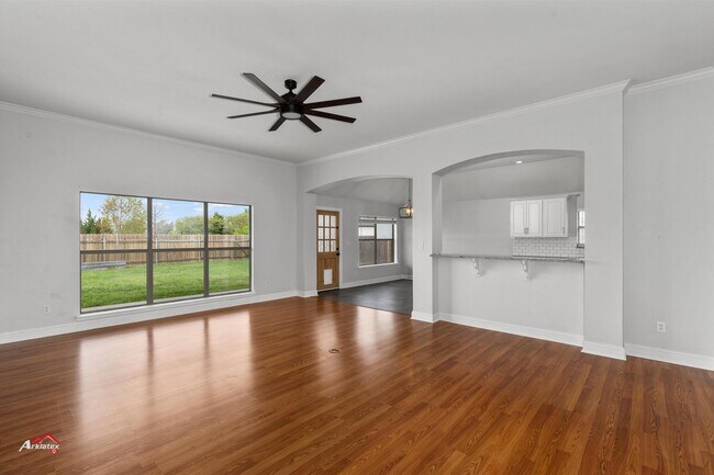 Building Photo - 2309 Tallgrass Cir