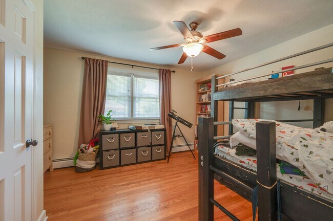 Building Photo - 2418 Heutte Dr