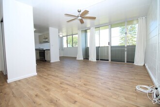 Building Photo - Beautifully Renovated 2-Bedroom Unit in Mi...