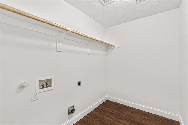 Building Photo - 7301 Travelers Crossing