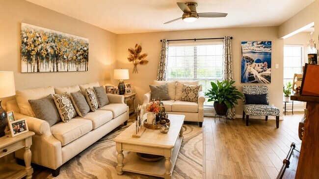 Building Photo - 20434 Blue Juniper Dr