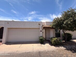 Building Photo - 3243 N 38th St