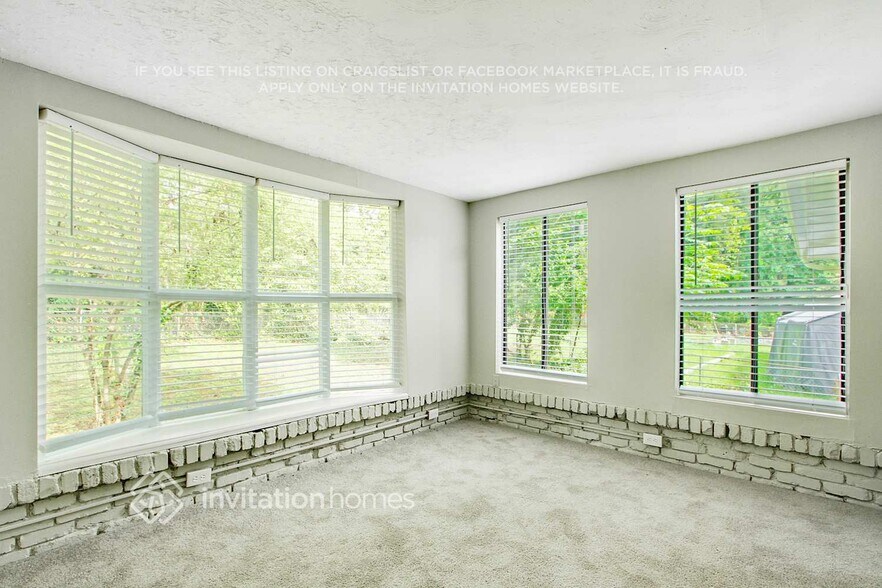 Building Photo - 1921 Cindy Dr