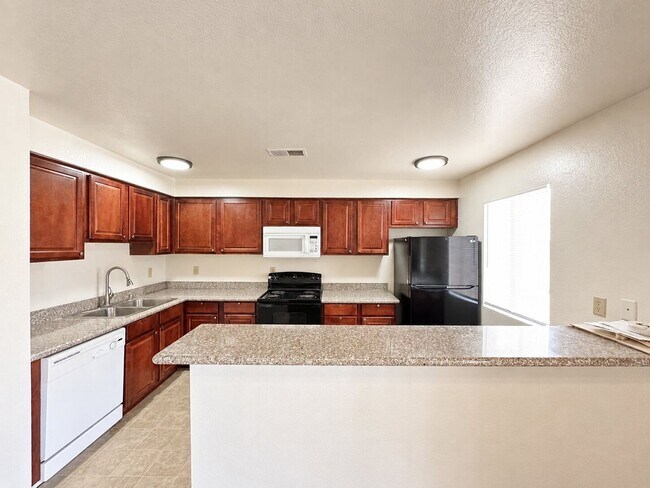 Building Photo - 5300 Indian River Dr