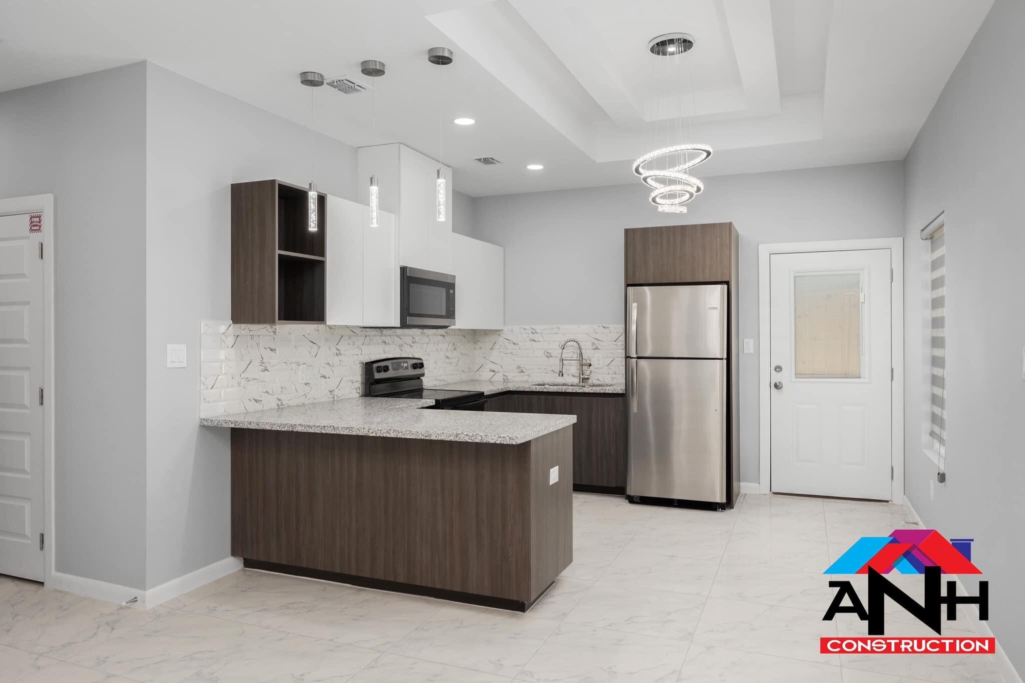 Building Photo - 1025 N Blair Ave