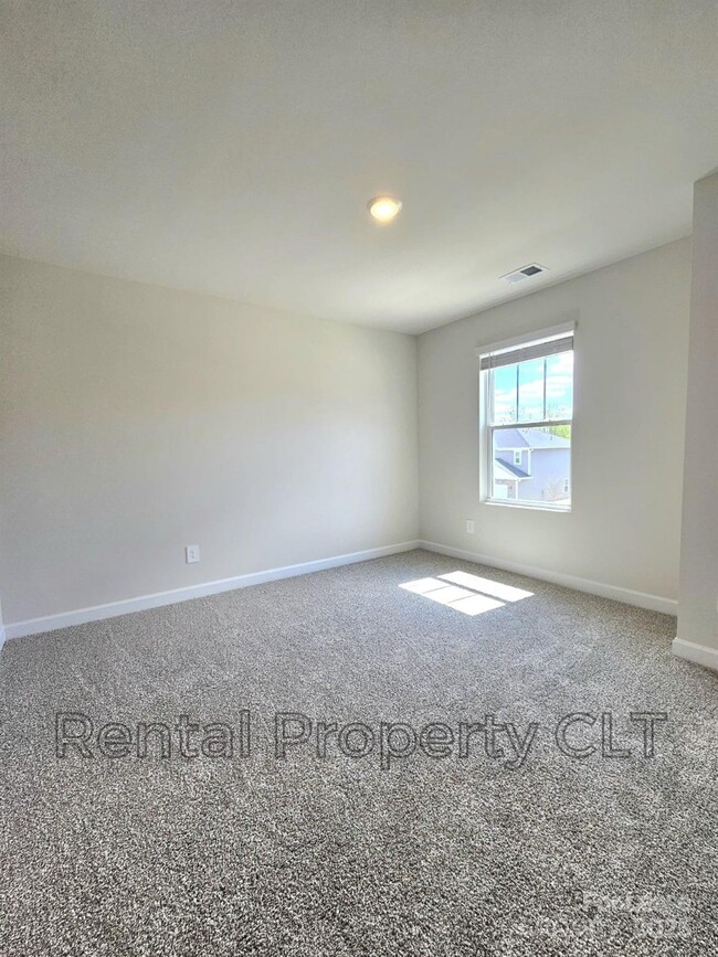 Building Photo - 157 Shepherds Lndg Dr