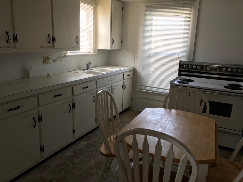 Building Photo - 514 E Sandusky St