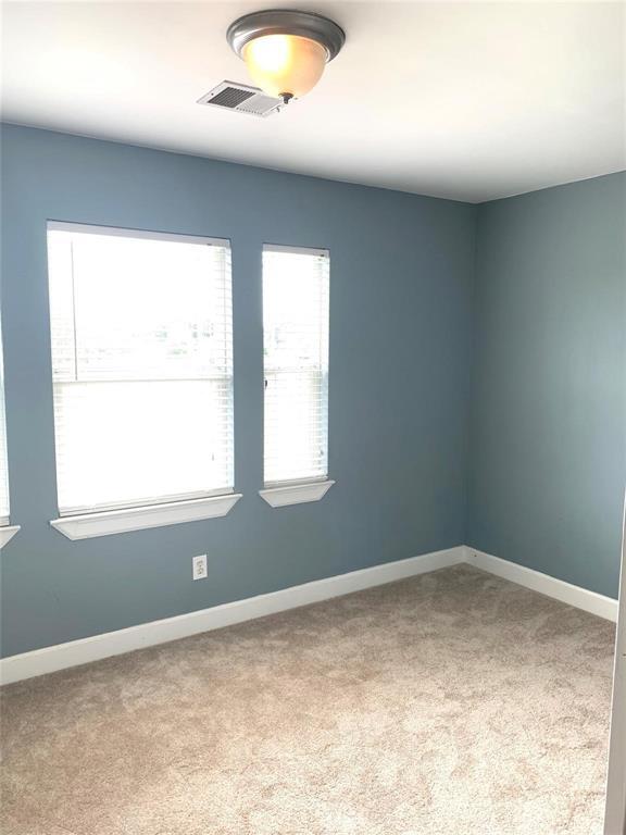 Building Photo - 17801 Berry Point Dr