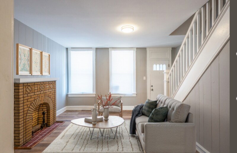 Building Photo - 30 N Abington Ave