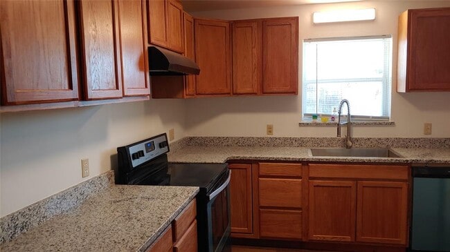 Building Photo - 7612 NW 30th St