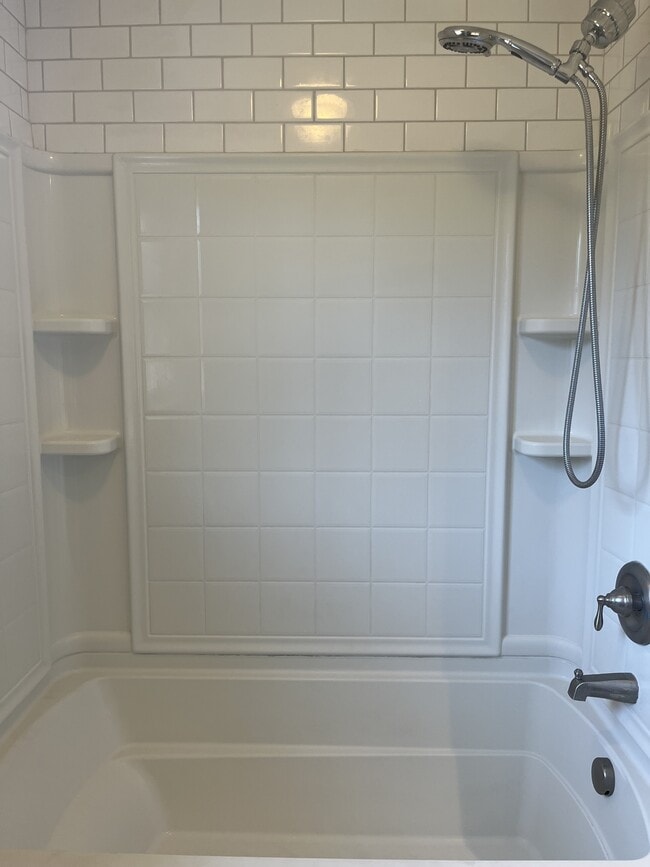Building Photo - 4169 Kittatinny Dr