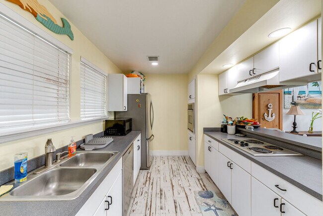 Building Photo - 45 Mutiny Pl
