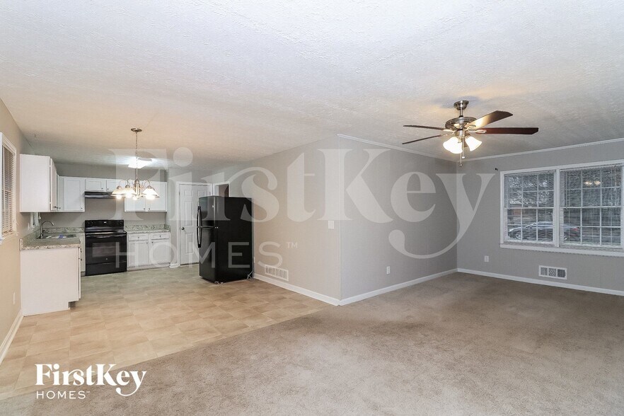 Building Photo - 1020 Tanglewood Trail