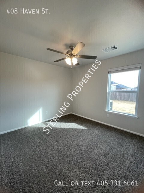 Building Photo - 408 Haven St