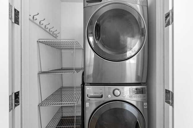 Building Photo - 301 West Ave