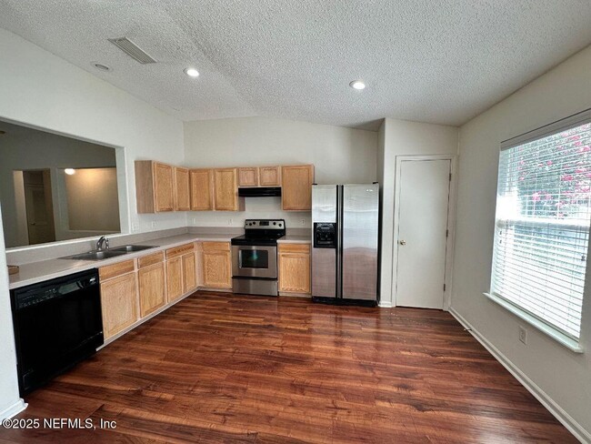 Building Photo - 338 Van Gogh Cir