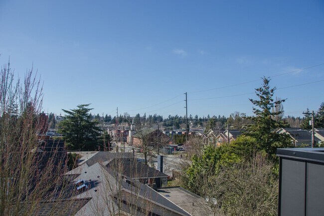 Building Photo - 3Bd/2.5Ba Seattle Townhouse