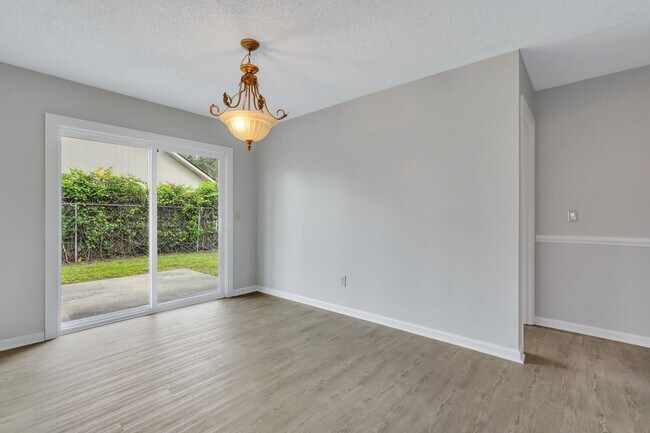 Building Photo - 734 Timber Ridge Trail