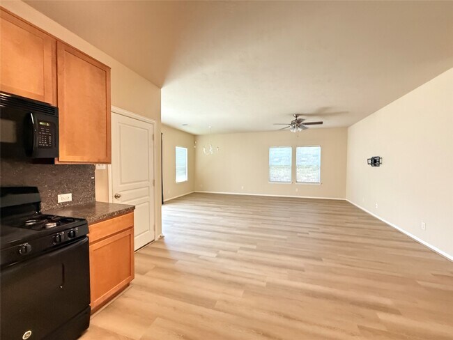 Building Photo - 8206 Malago Point Dr