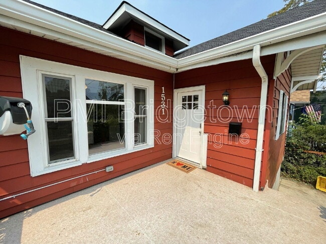 Building Photo - 1531 SE 48th Av