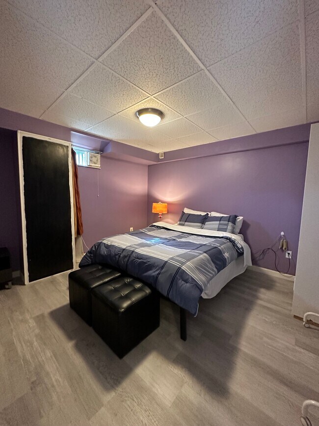 Building Photo - 9 Old Etna Rd