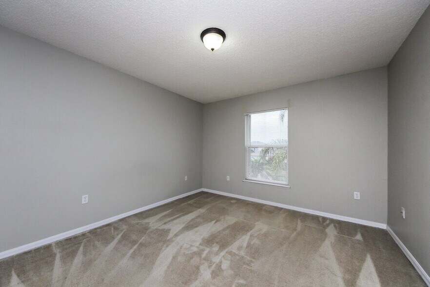 Building Photo - 2987 Elbib Dr