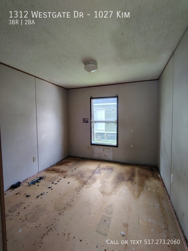 Building Photo - 1312 Westgate Dr