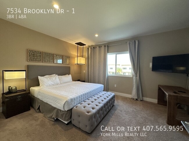 Building Photo - 7534 Brooklyn Dr