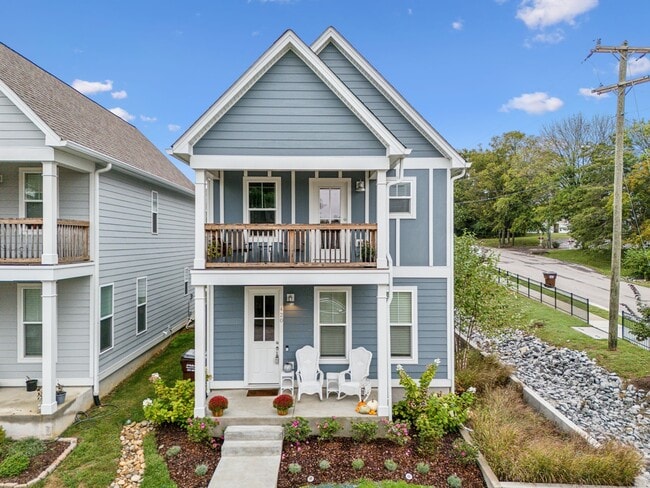 Primary Photo - 420 Creative Way