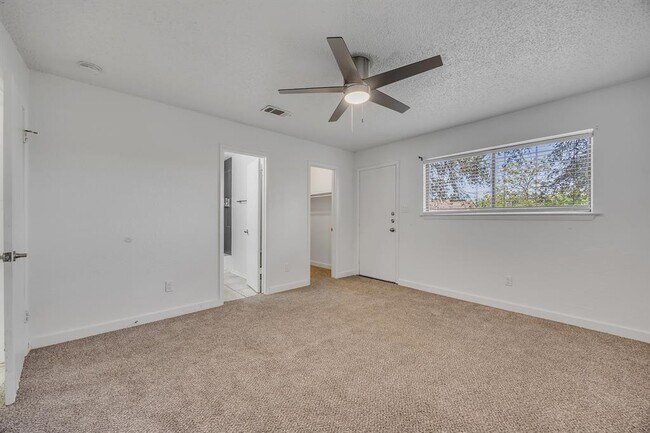 Building Photo - 1008 Milford Way