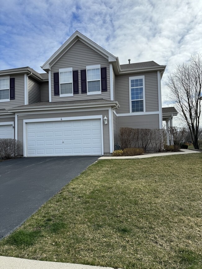 Building Photo - 1428 Reserve Ln