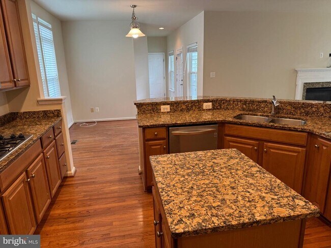 Building Photo - 12489 Pfitzner Ct