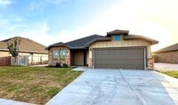 Building Photo - 2610 S County Rd