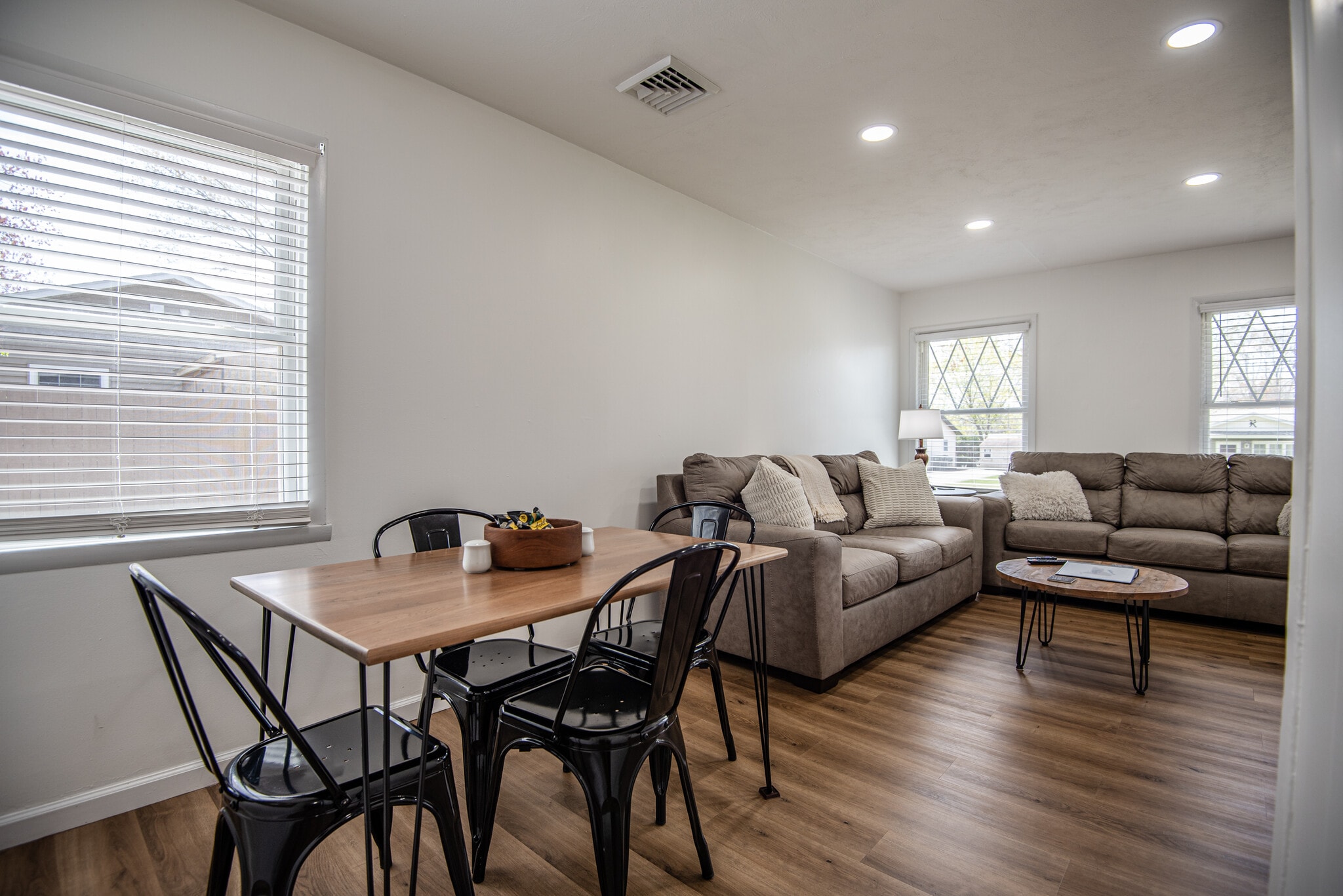 Building Photo - 1110 Cedarbrook Dr